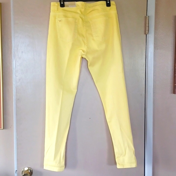 πXMAS SALE!π₯°Michael Kors Pants!π - Picture 2 of 16